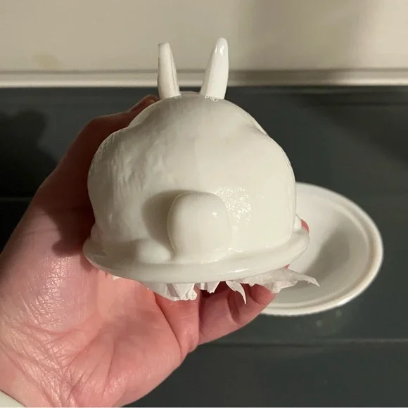 Antique milk glass/ceramic Bunny Dish - Picture 5 of 7